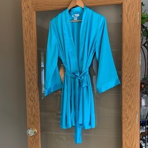 Morgan Taylor Turquoise Satin Garment
